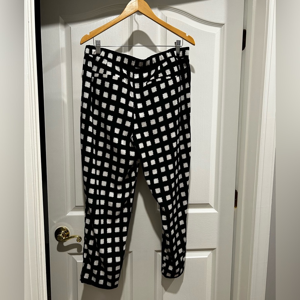 Lot of 2 Chico’s light weight pants - size 1.5 (10). EUC - selling as one lot